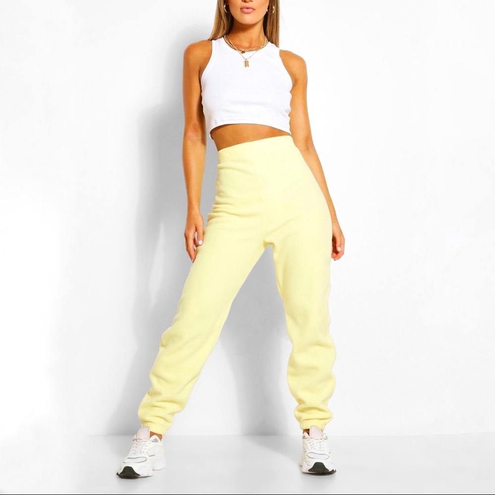 Boohoo Fuzzy 💯Cotton High Waisted Lemon Joggers